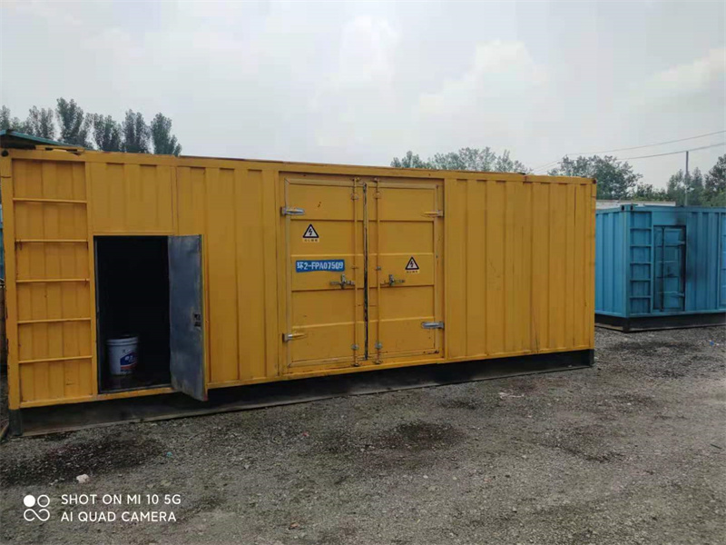 姑苏200KW柴油发电机组需要配备什么型号的电缆线？