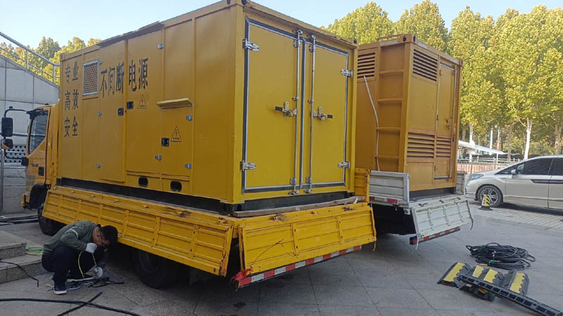 姑苏柴油发电机组和UPS电源配合使用时的注意事项