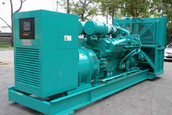 姑苏柴油发电机组电压不稳定怎样维修？